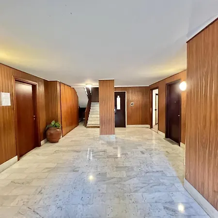 Abruzzi S&s, Graziosa, Accanto Metropolitana Cologno Sud M2, Con Parcheggio Gratuito In Strada * Cologno Monzese